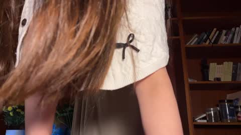 Snapshot of yuanlili chatting on March 19, 2026, 4:44 pm lili online show from March 19, 2026, 4:44 pm