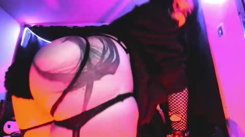 Yue Eclipsa online show from March 19, 2026, 7:01 am