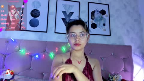 Yukki Kuran online show from December 18, 2024, 5:59 am