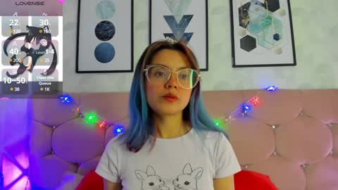 Yukki Kuran online show from January 17, 2025, 2:08 am