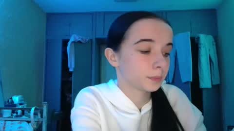 Yuliia online show from October 19, 2025, 9:32 am