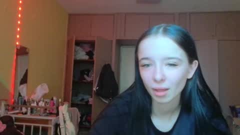 Yuliia online show from April 21, 2026, 7:14 am