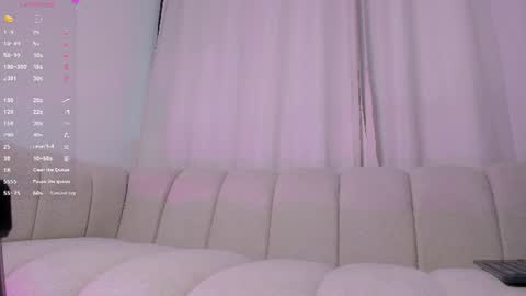 yulieth_x online show from June 22, 2026, 2:14 pm