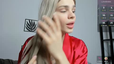 Yulia Terner online show from December 27, 2024, 2:01 pm