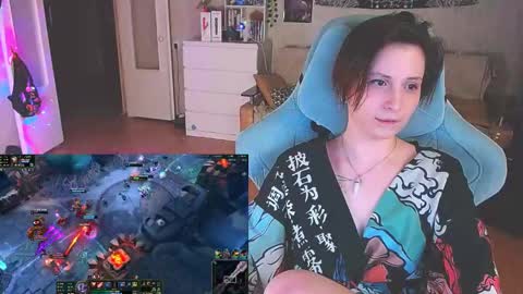 Snapshot of yum_neko_chan chatting on February 24, 2025, 7:30 pm Kris online show from February 24, 2025, 7:30 pm