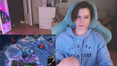 Snapshot of yum_neko_chan chatting on March 3, 2025, 9:48 pm Kris online show from March 3, 2025, 9:48 pm