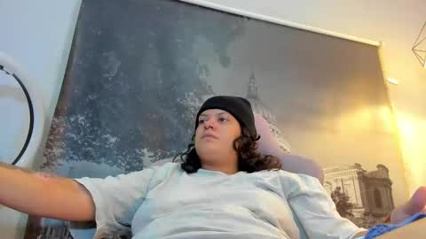 Snowflake online show from October 13, 2025, 3:45 pm