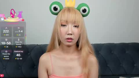 yume_ko online show from September 13, 2025, 2:17 pm