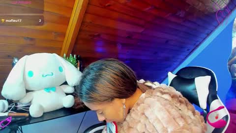 yumi_hanna online show from January 7, 2026, 12:24 am