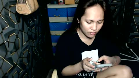 Snapshot of yumi_white chatting on June 18, 2026, 5:41 am yumi online show from June 18, 2026, 5:41 am