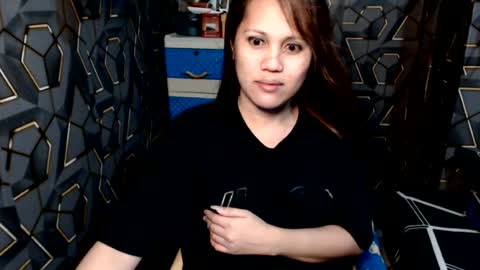 Snapshot of yumi_white chatting on July 25, 2026, 10:51 pm yumi online show from July 25, 2026, 10:51 pm