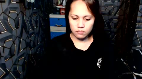 Snapshot of yumi_white chatting on August 1, 2026, 1:05 am yumi online show from August 1, 2026, 1:05 am