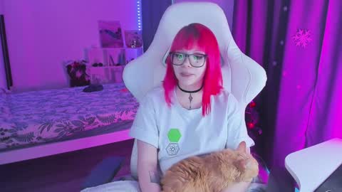 Snapshot of yumi_youkai chatting on December 16, 2024, 11:55 am Yumi 3 online show from December 16, 2024, 11:55 am