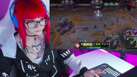 Snapshot of yumi_youkai chatting on January 24, 2025, 10:08 pm Yumi 3 online show from January 24, 2025, 10:08 pm