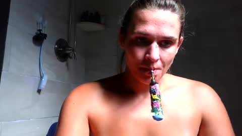 Payton kelly online show from October 1, 2025, 6:36 pm