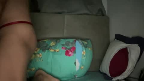 yummy_annie online show from March 11, 2025, 8:09 pm