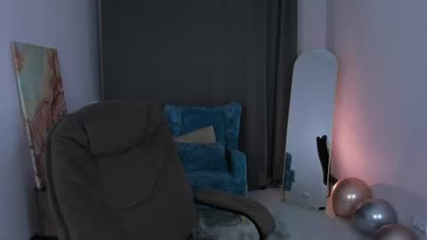 Snapshot of yummy_lamii chatting on June 25, 2026, 5:12 am Cindey online show from June 25, 2026, 5:12 am