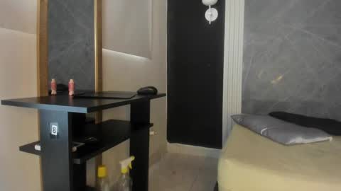 Snapshot of yummyduo chatting on January 10, 2025, 5:13 pm Yummyduo online show from January 10, 2025, 5:13 pm