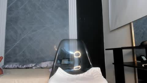 Snapshot of yummyduo chatting on February 16, 2025, 8:32 am Yummyduo online show from February 16, 2025, 8:32 am