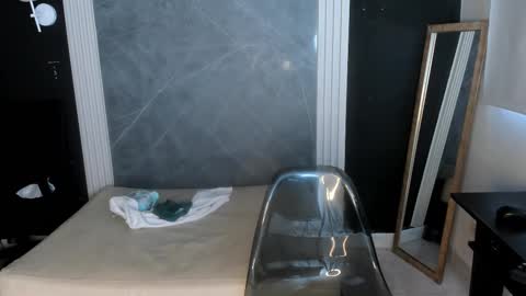 Snapshot of yummyduo chatting on February 18, 2025, 12:17 pm Yummyduo online show from February 18, 2025, 12:17 pm