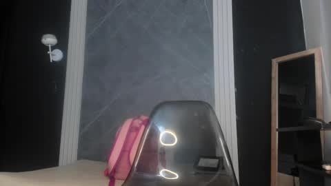 Snapshot of yummyduo chatting on February 24, 2025, 5:20 pm Yummyduo online show from February 24, 2025, 5:20 pm