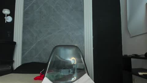 Snapshot of yummyduo chatting on March 6, 2025, 11:03 am Yummyduo online show from March 6, 2025, 11:03 am