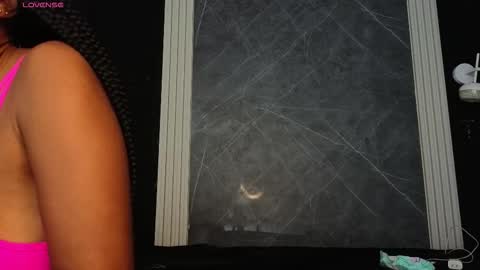 Yummyduo online show from December 18, 2025, 5:19 pm