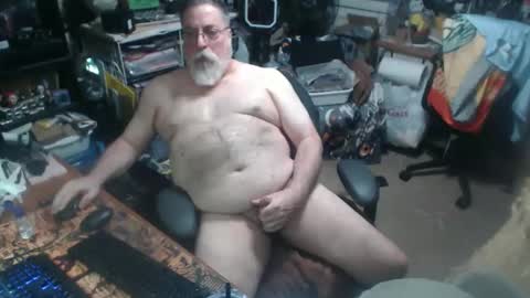 yummyflguy online show from May 27, 2026, 6:05 pm