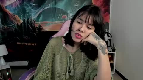 Snapshot of yunablack chatting on November 5, 2025, 2:06 pm Yuna online show from November 5, 2025, 2:06 pm