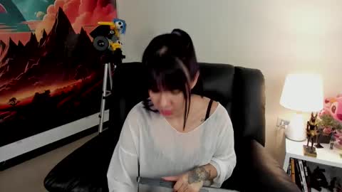 Yuna online show from April 28, 2026, 2:22 pm