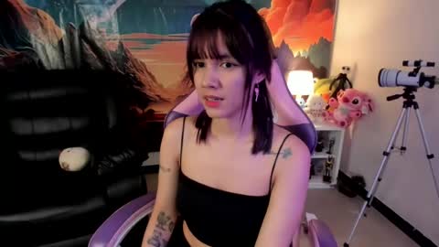 Snapshot of yunablack chatting on June 19, 2026, 4:55 pm Yuna online show from June 19, 2026, 4:55 pm