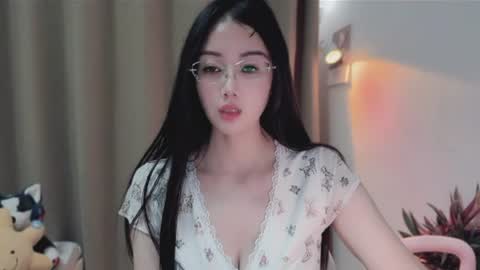 Snapshot of yuner0715 chatting on June 9, 2026, 3:12 pm YunEr online show from June 9, 2026, 3:12 pm