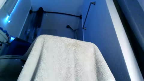 yung3587 online show from December 12, 2024, 12:05 am