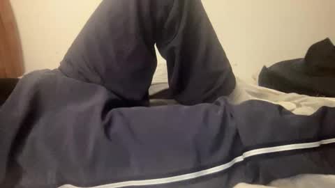 yungwolf69 online show from December 4, 2025, 8:12 am