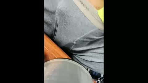 yuppers1234 online show from March 3, 2025, 4:35 pm