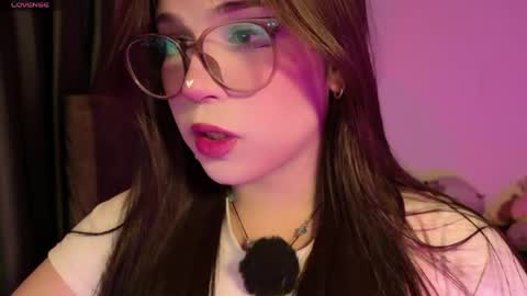 Yuri Stars online show from April 10, 2026, 3:45 am