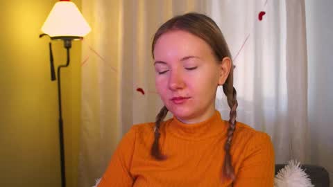 Snapshot of yuricazel chatting on February 13, 2026, 7:26 am Alesia online show from February 13, 2026, 7:26 am