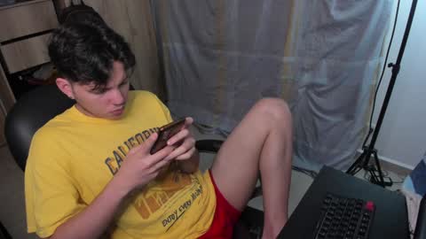 yurii_moody online show from December 13, 2024, 1:15 am