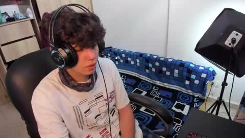 yurii_moody online show from September 12, 2025, 6:30 pm