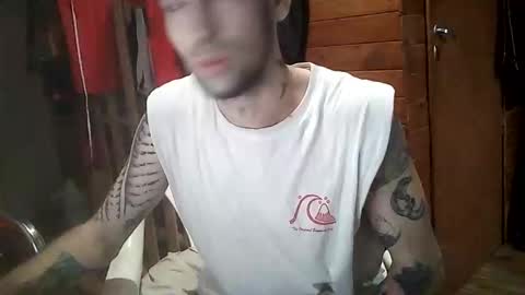 Yuumi online show from November 8, 2025, 10:04 am