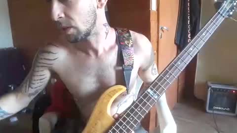 Yuumi online show from January 15, 2026, 7:17 pm