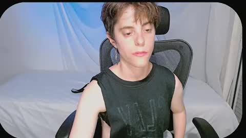 Yuyu online show from January 9, 2025, 2:01 am