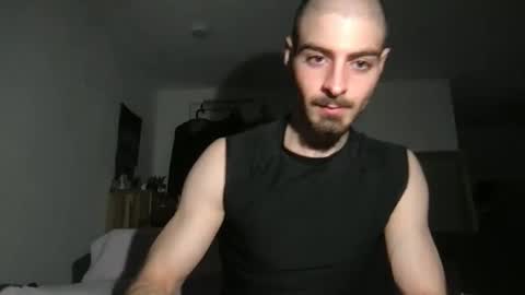 yvesbunnny online show from February 9, 2026, 9:41 pm