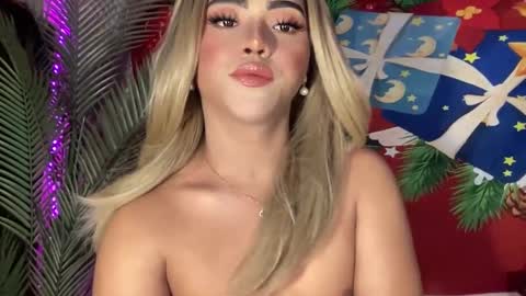 Snapshot of yvonne_guidotti chatting on December 29, 2024, 10:36 pm Miss Cali online show from December 29, 2024, 10:36 pm