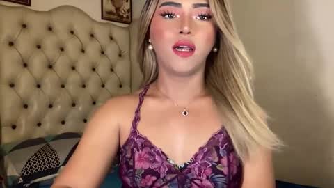 Snapshot of yvonne_guidotti chatting on January 7, 2025, 12:09 pm Miss Cali online show from January 7, 2025, 12:09 pm