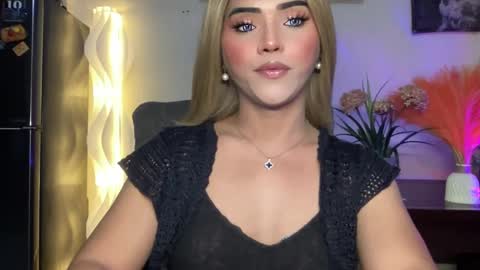 Snapshot of yvonne_guidotti chatting on January 26, 2025, 9:07 pm Miss Cali online show from January 26, 2025, 9:07 pm