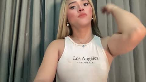 Snapshot of yvonne_guidotti chatting on February 8, 2025, 6:43 am Miss Cali online show from February 8, 2025, 6:43 am