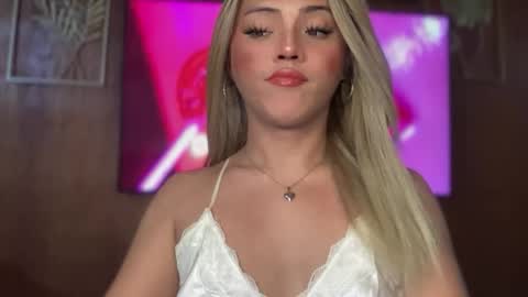 Miss Cali online show from January 12, 2026, 7:41 pm