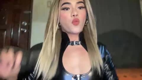 Miss Cali online show from April 29, 2026, 9:21 pm