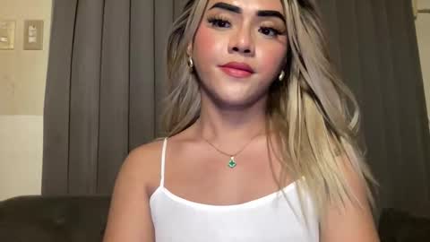 Snapshot of yvonne_guidotti chatting on June 4, 2026, 6:36 pm Miss Cali online show from June 4, 2026, 6:36 pm